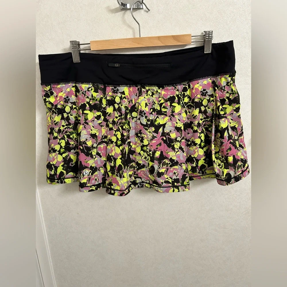 Lululemon Pace Rival Mid-Rise Skirt size 14 - Picture 8 of 8